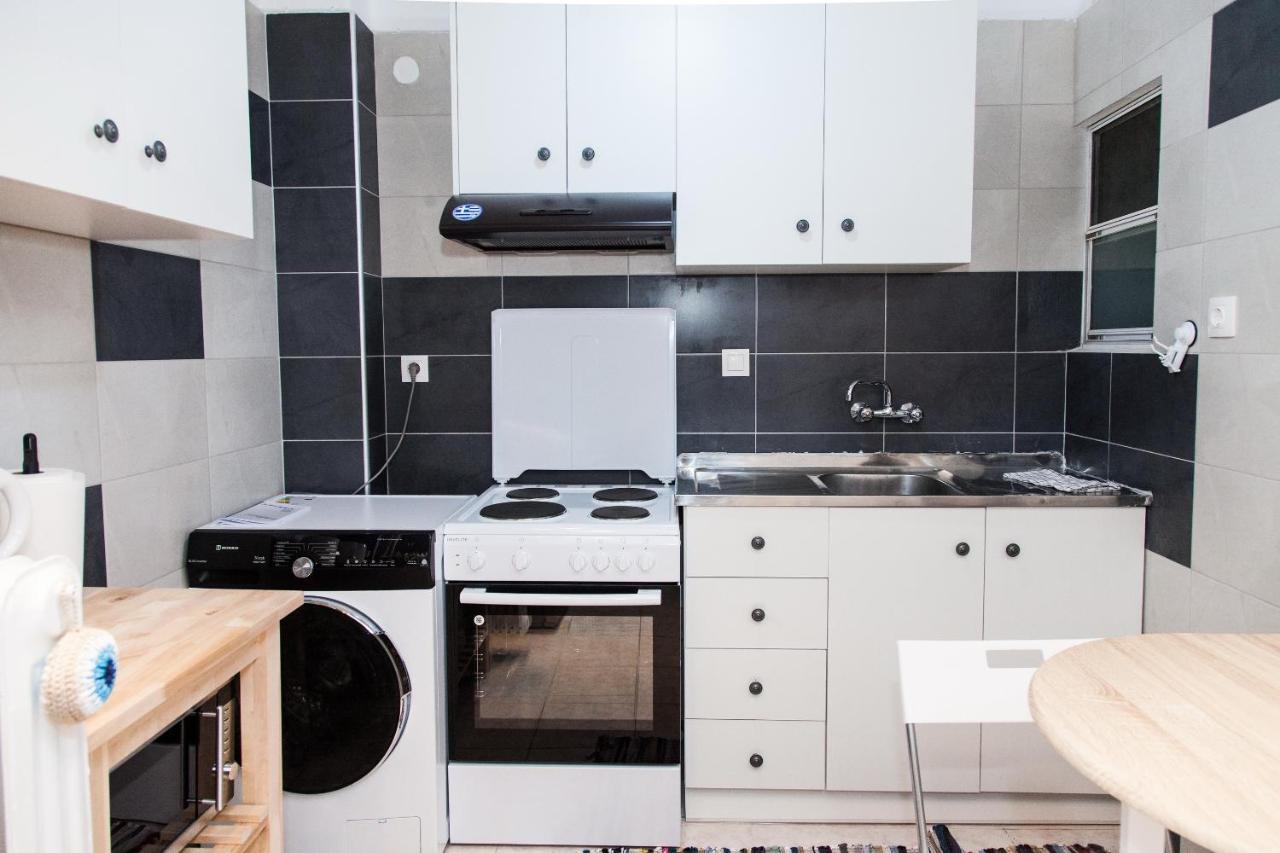 Cozy Apartment In Pireas ภายนอก รูปภาพ